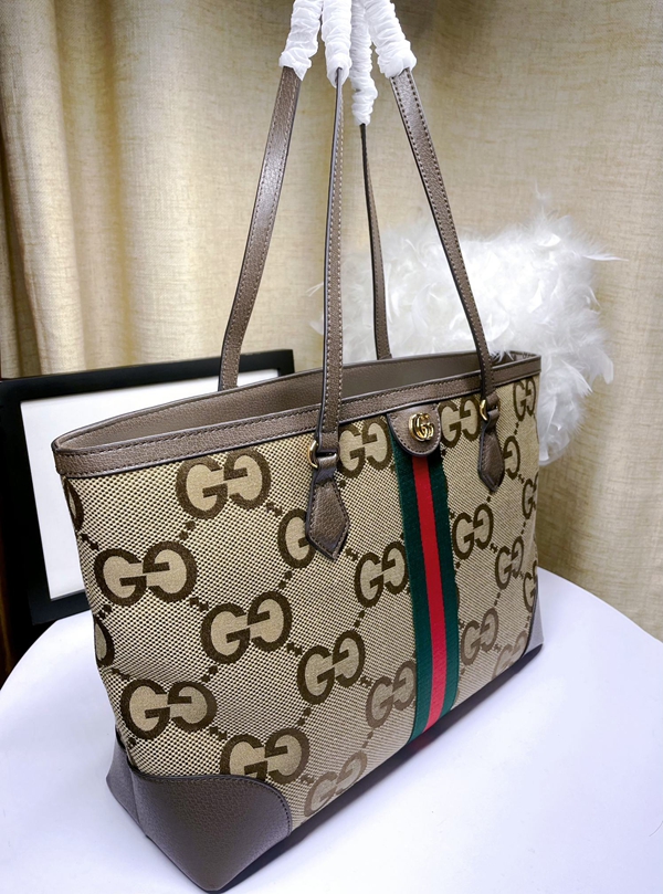 激安グッチバッグコピー側面デザイン